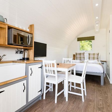 Weedingshall Lodges Фолкерк Екстер'єр фото